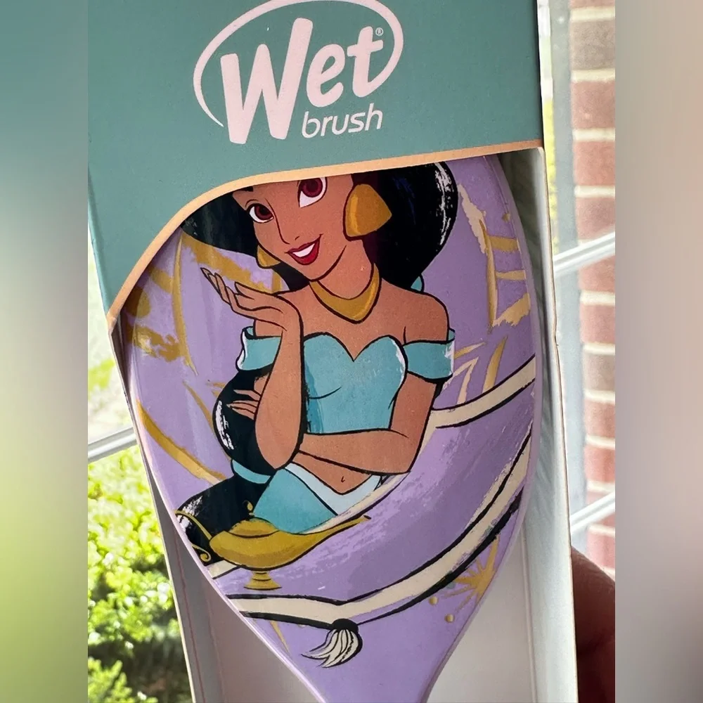NEW Wet Brush Disney Princess Jasmine Original Detangler